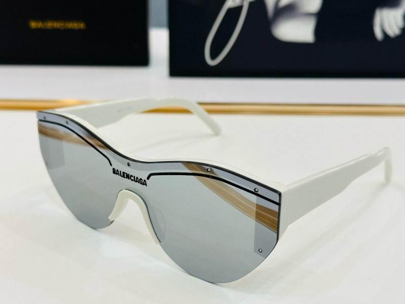 Balenciaga Sunglasses 352